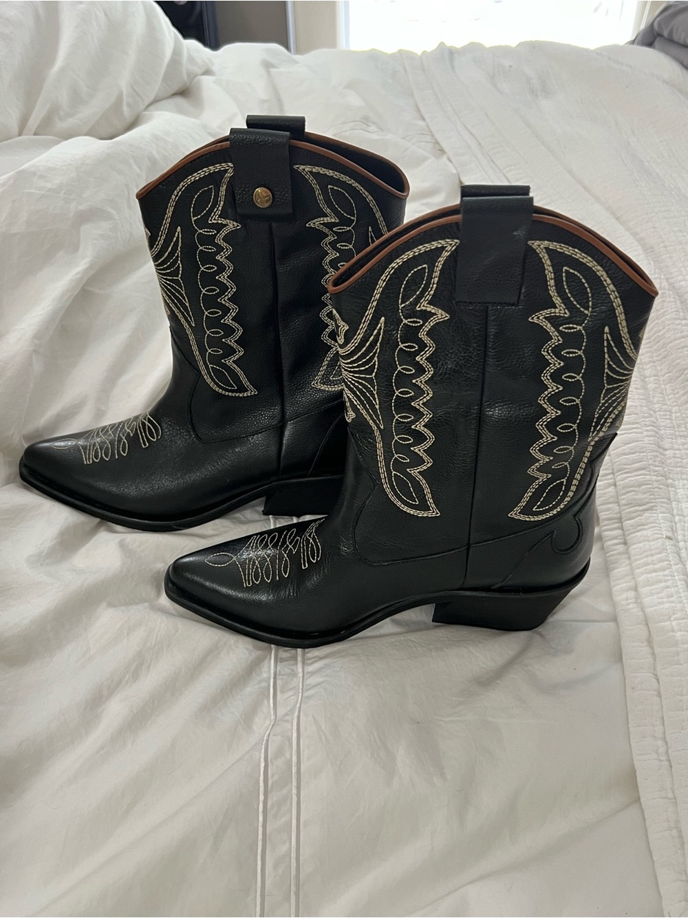 Stivali Black Leather Western Heeled Boots - Picture 2 of 11